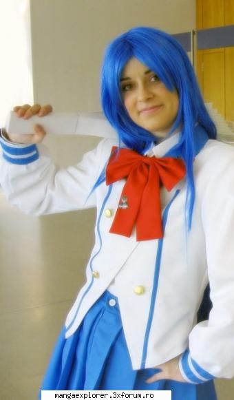 poi ....eu am doar una :dinti: 

kaname personaje preferate?